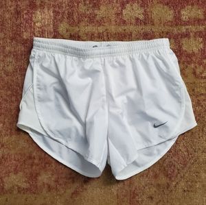 Nike Dri-Fit Shorts White XS